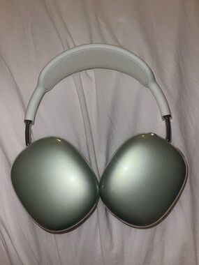 Green Apple AirPod Pro Max